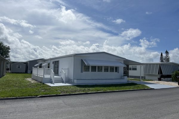 923 Cortina $170,000
